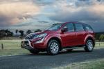Mahindra XUV500 2015 года